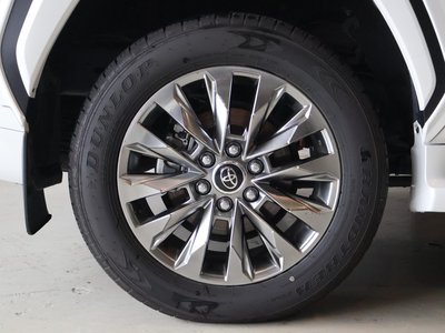 2025 Toyota LAND CRUISER 300 thumbnail 64