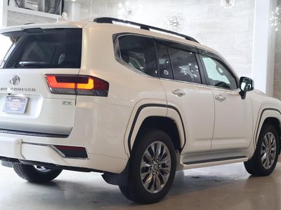 2025 Toyota LAND CRUISER 300 thumbnail 69
