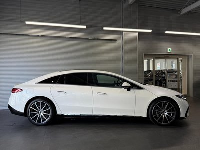 2024 Mercedes-BENZ EQS photo 8
