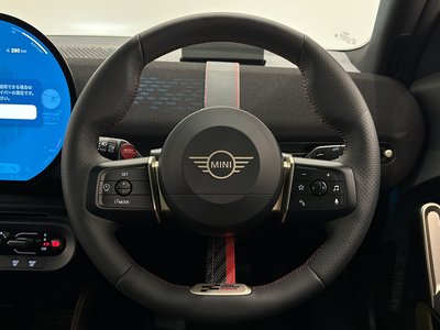 صورة 31 لـ 2025 MINI COOPER ACE MAN
