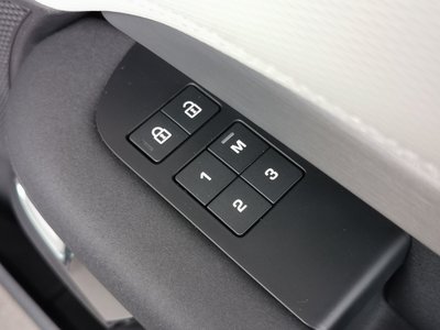 2021 LAND Rover DISCOVERY thumbnail 19