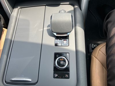 2024 LAND Rover DISCOVERY thumbnail 143
