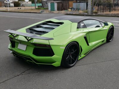 صورة 8 لـ 2012 Lamborghini AVENTADOR