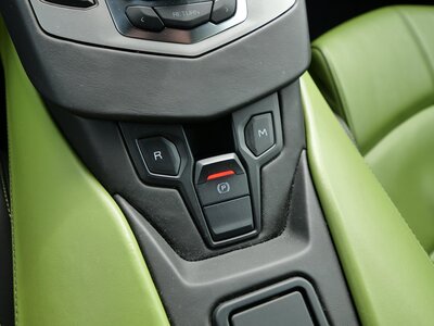 صورة 45 لـ 2012 Lamborghini AVENTADOR