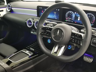 صورة مصغرة 25 لـ 2025 Mercedes-BENZ A-CLASS AMG