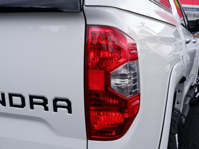 صورة 23 لـ 2013 Toyota TUNDRA
