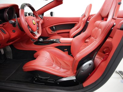 2013 Ferrari CALIFORNIA 30 照片 2