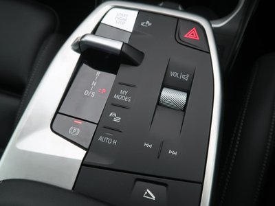 2025 BMW X1 thumbnail 37