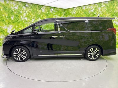 2022 Toyota ALPHARD 照片 2