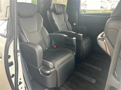 2024 Toyota ALPHARD — фото 20