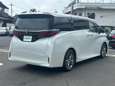 2024 Toyota ALPHARD — фото 32
