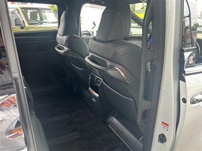 2024 Toyota ALPHARD — фото 19