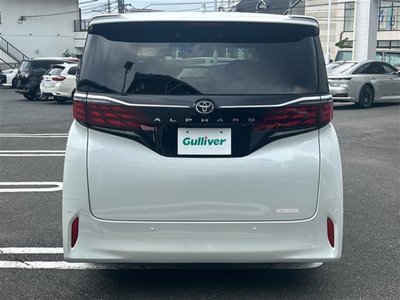 2024 Toyota ALPHARD — фото 31