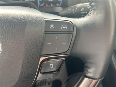 2024 Toyota ALPHARD — фото 4