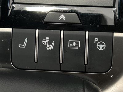 2021 Lexus LS photo 11