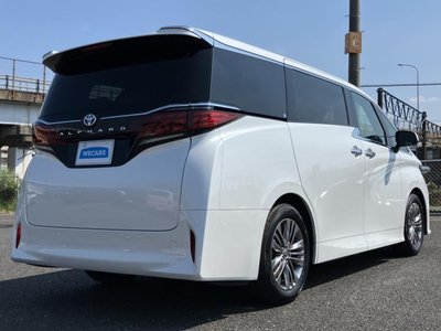 صورة 3 لـ 2025 Toyota ALPHARD