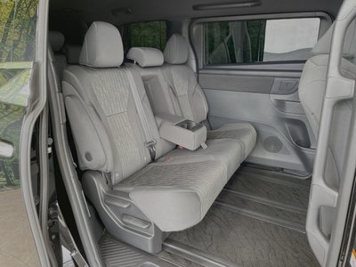 2025 Toyota ALPHARD — фото 76