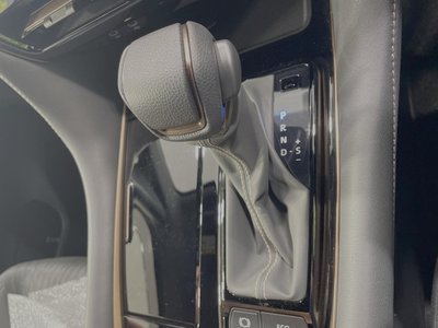 2025 Toyota ALPHARD — фото 37