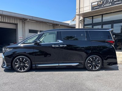 2025 Toyota ALPHARD — фото 15