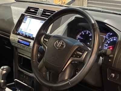 2023 Toyota LAND CRUISER PRADO — миниатюра 20