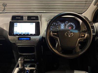 2023 Toyota LAND CRUISER PRADO — миниатюра 18
