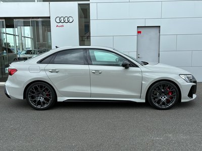صورة 7 لـ 2025 AUDI RS3 SEDAN