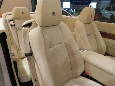 2016 ROLLS-ROYCE DAWN 照片 12