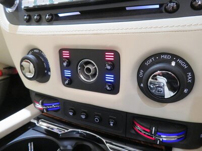 2016 ROLLS-ROYCE DAWN 照片 15