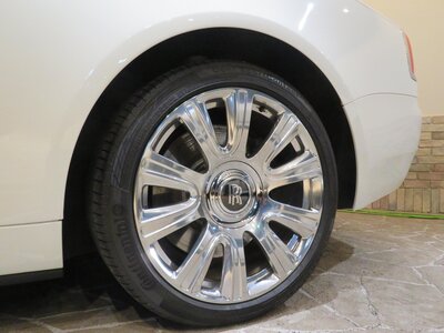 2016 ROLLS-ROYCE DAWN 照片 21