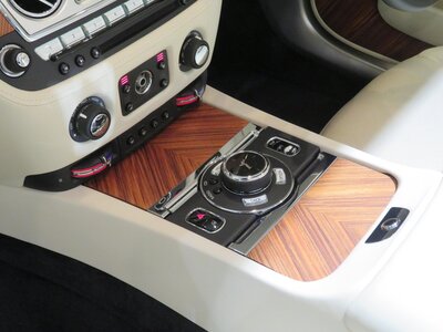 2016 ROLLS-ROYCE DAWN 照片 31