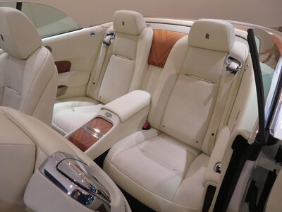 2016 ROLLS-ROYCE DAWN 照片 34