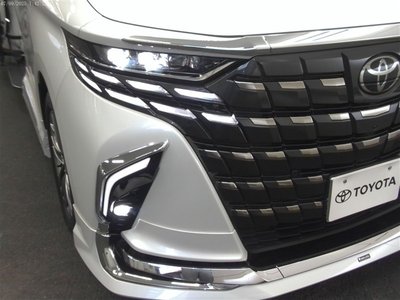2023 Toyota ALPHARD photo 4