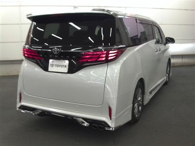2023 Toyota ALPHARD photo 5