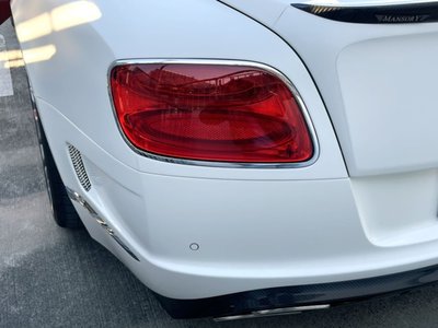 صورة 12 لـ 2013 Bentley CONTINENTAL