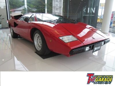 صورة 1 لـ 1983 Lamborghini COUNTACH