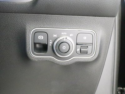 صورة مصغرة 31 لـ 2025 Mercedes-BENZ GLB