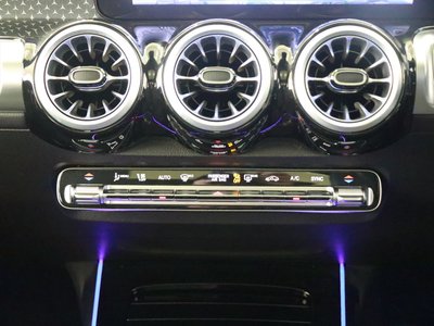 صورة مصغرة 15 لـ 2025 Mercedes-BENZ GLB
