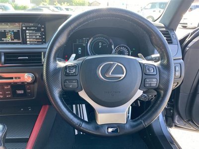 2016 Lexus GS F photo 3