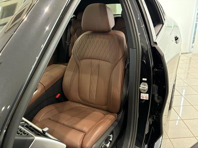 2025 BMW X6 photo 14