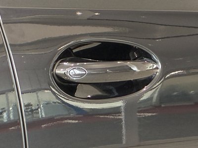 2025 BMW X6 thumbnail 42