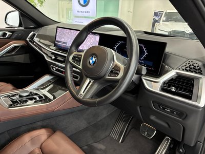 2025 BMW X6 photo 8