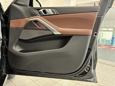 2025 BMW X6 thumbnail 40