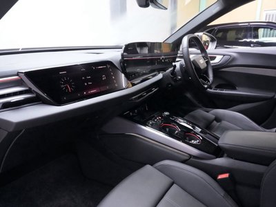 2025 AUDI A5 AVANT 照片 18