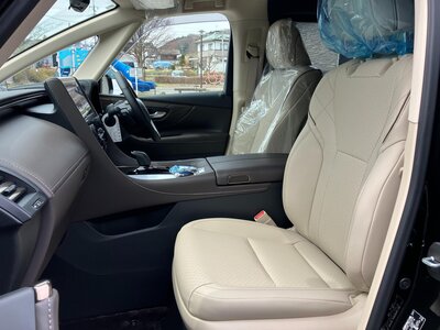 2025 Toyota ALPHARD — фото 11