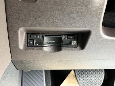 2025 Toyota ALPHARD — фото 40
