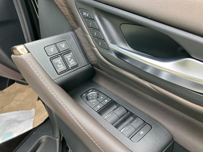 2025 Toyota ALPHARD — фото 38