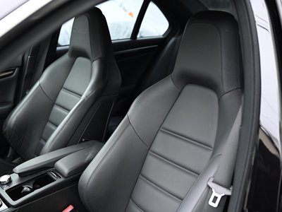 2014 Mercedes-BENZ C-CLASS AMG thumbnail 66