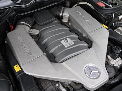 2014 Mercedes-BENZ C-CLASS AMG photo 2