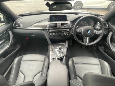 2017 BMW M4 COUPE photo 5