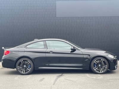 2017 BMW M4 COUPE thumbnail 47